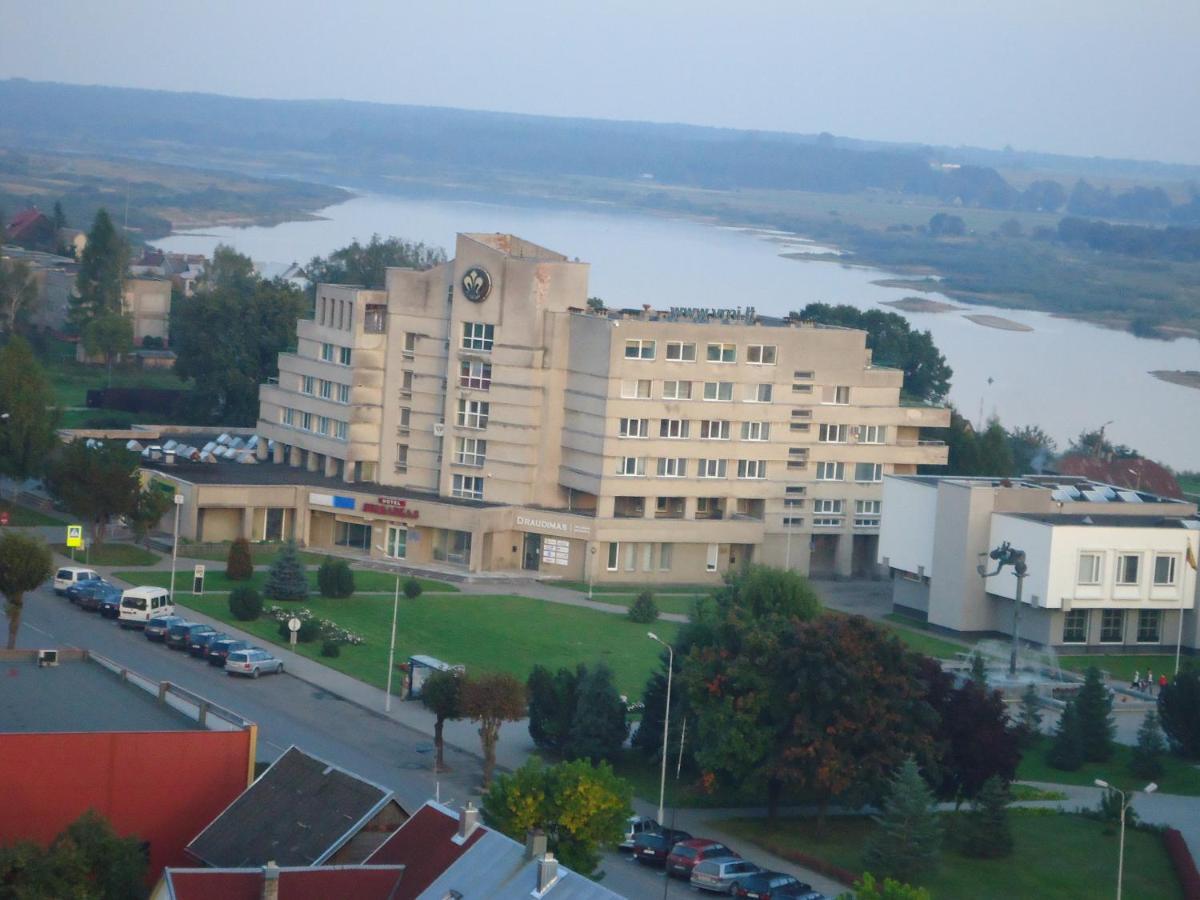 Hotel Jurbarkas Exterior photo